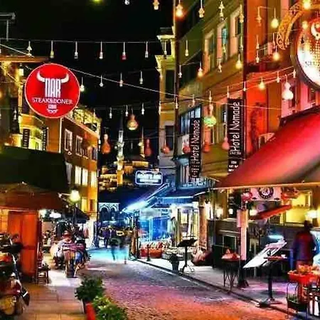 Central Of Istanbul Near To So Many Historic Place Exterior photo
